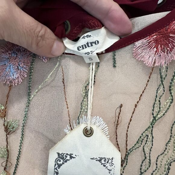 Entro Women’s Always In Bloom Floral Embroidered Top Sz S Fairy Cottagecore - Picture 7 of 9